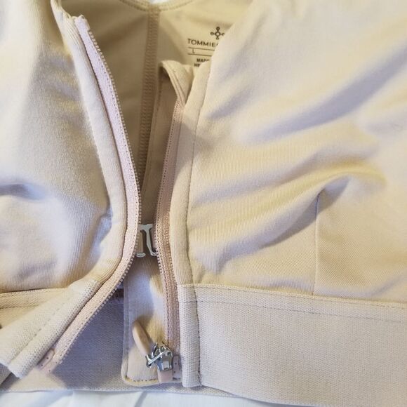 Tommie Copper Shoulder Support Front Zip Bra - Picture 6 of 11